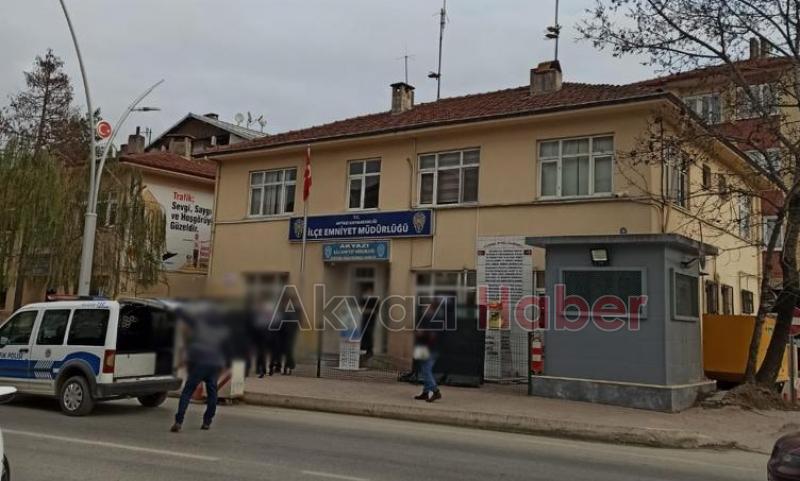 Akyazı polisi uyuşturucuya darbe vurarak yeni yıla girdiler