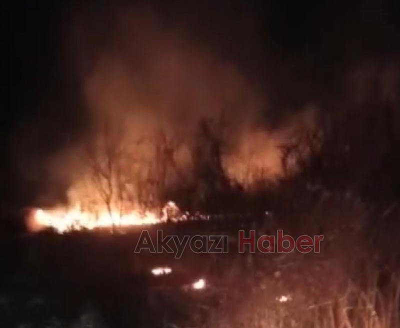 Adil Öksüz ün çanta gömdüğü iddia edilen bölgede yangın
