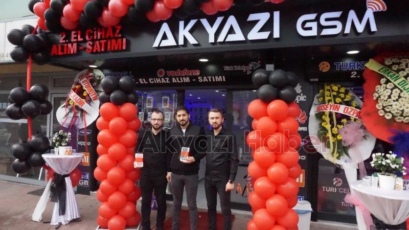 Akyazı Gsm yoğun katılımla açıldı