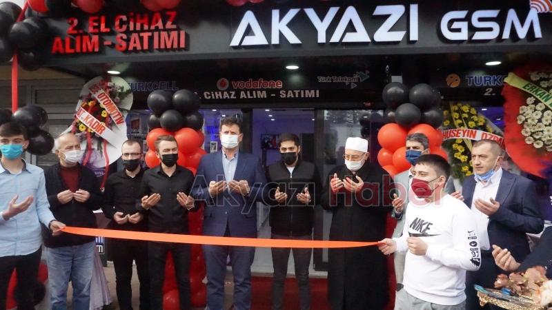 Akyazı Gsm yoğun katılımla açıldı