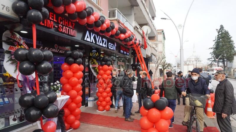 Akyazı Gsm yoğun katılımla açıldı