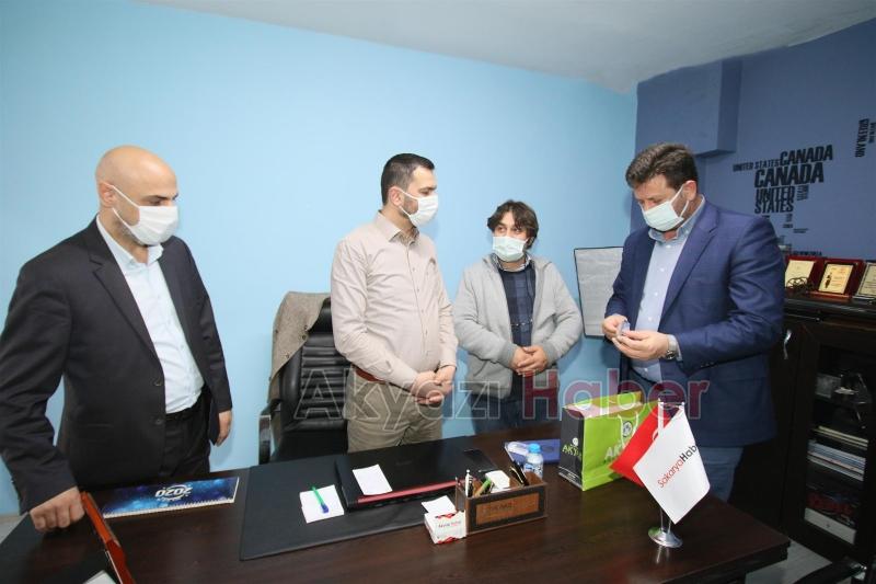 Başkan Bilal Soykan'dan Akyazı Basın Birliği'ni ziyaret