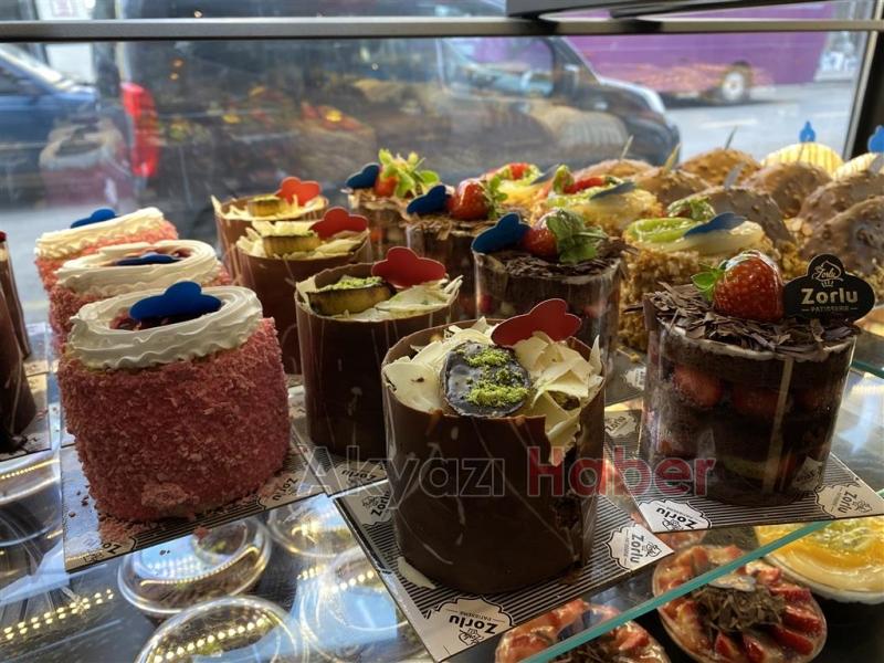Zorlu Patisserie Akyazı'da Açıldı