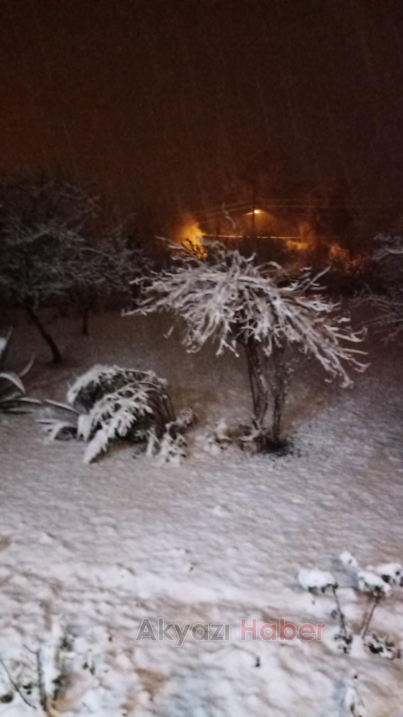 Akyazı'dan kar manzaraları