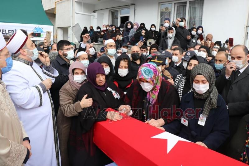 Sakarya şehidini dualarla uğurladı