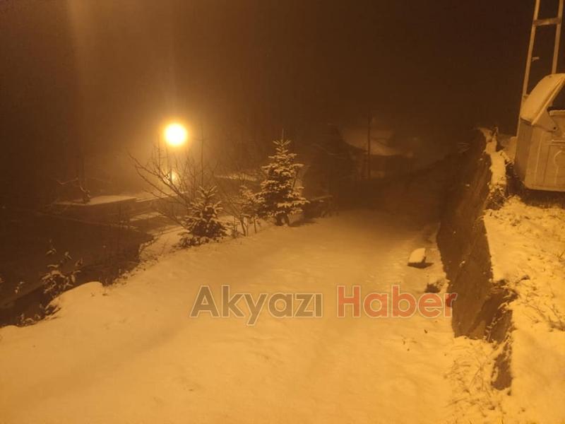 Yükseklerde kar başladı