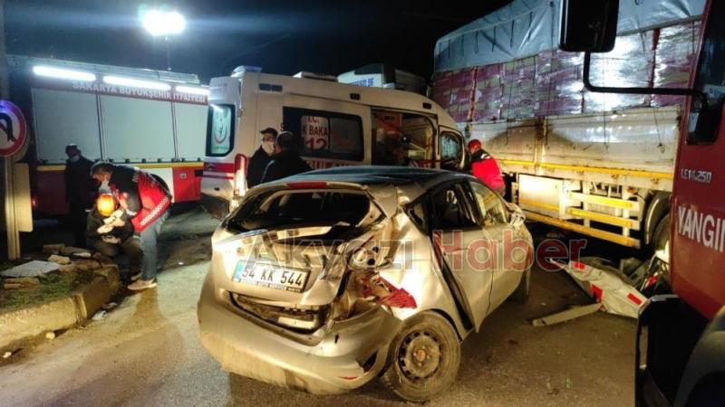 D-100 'de ambulansında karıştığı feci kaza: 2'si ağır 8 yaralı