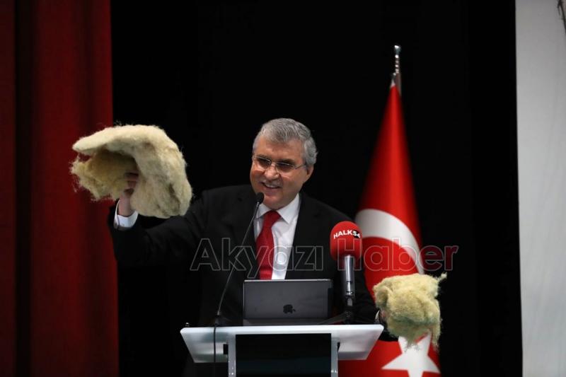 Başkan Yüce akyazıda kenevirden yastık üretti