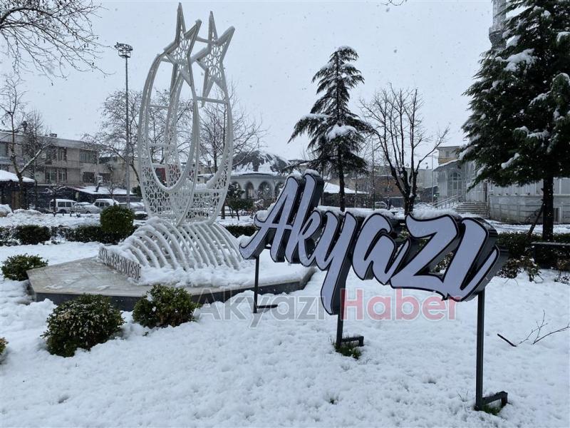 Akyazılılar güne böyle uyandı