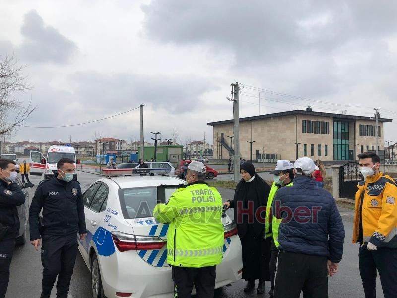 Otomobiller çarpıştı 3 çocuk yaralı