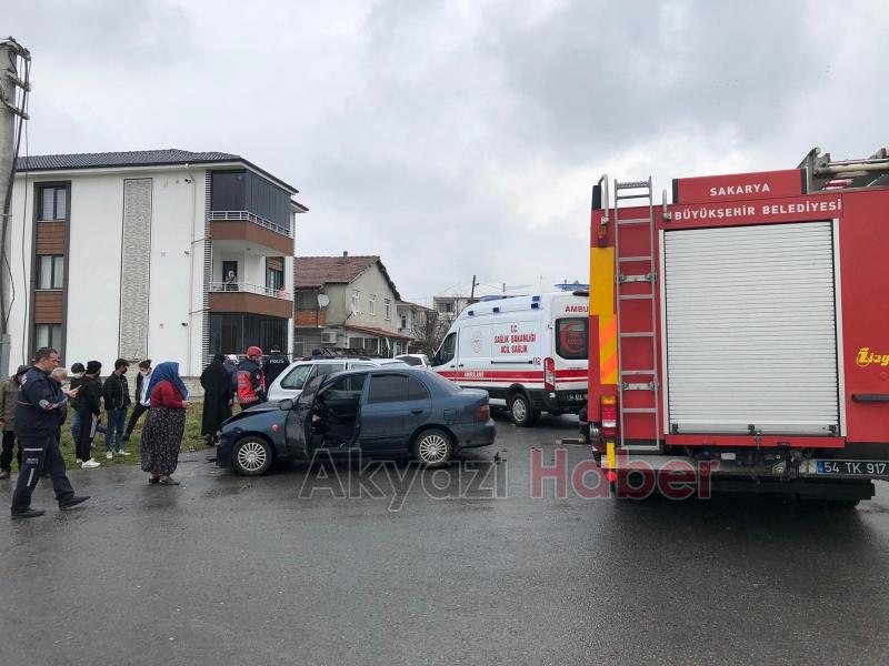 Otomobiller çarpıştı 3 çocuk yaralı