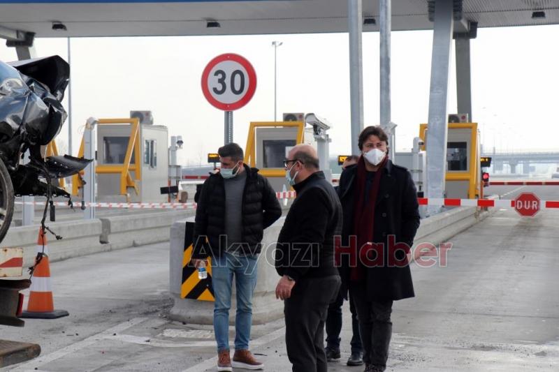 Akyazıda zincirleme kaza 2 yaralı