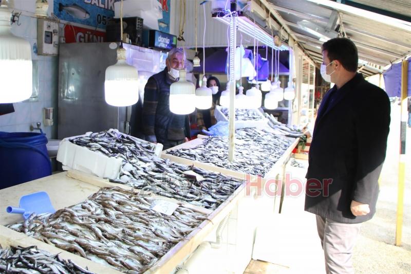 Başkan Soykan, Pazar Yeri'nde denetime katıldı