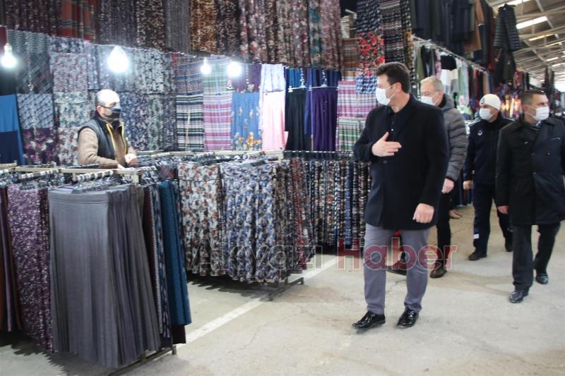 Başkan Soykan, Pazar Yeri'nde denetime katıldı