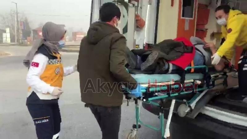 D-100 karayolunda cip ile kamyon çarpıştı: 4 yaralı