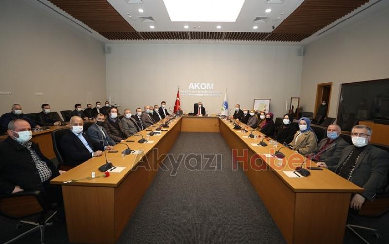 Akyazı’ya hizmetler 2021 yılında artarak devam edecek