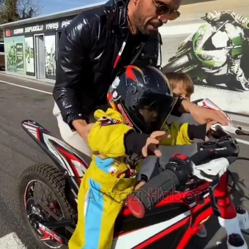 Dünya şampiyonunun oğlu babasının izinden gidiyor