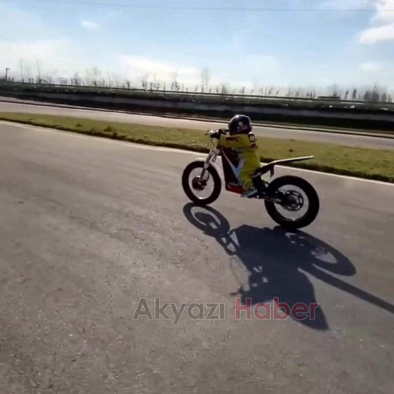 Dünya şampiyonunun oğlu babasının izinden gidiyor