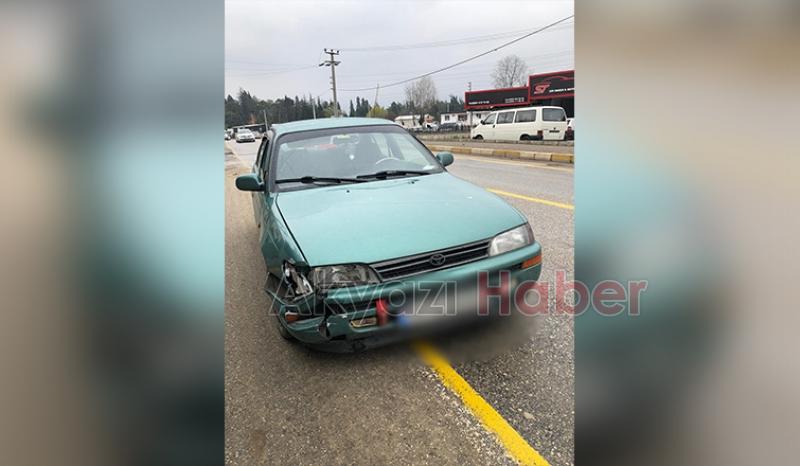 Duramayıp çarptığı köpek öldü