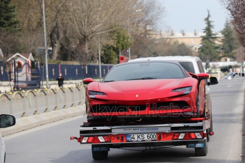 O Ferrari Kenan Sofuoğlu'nun çıktı