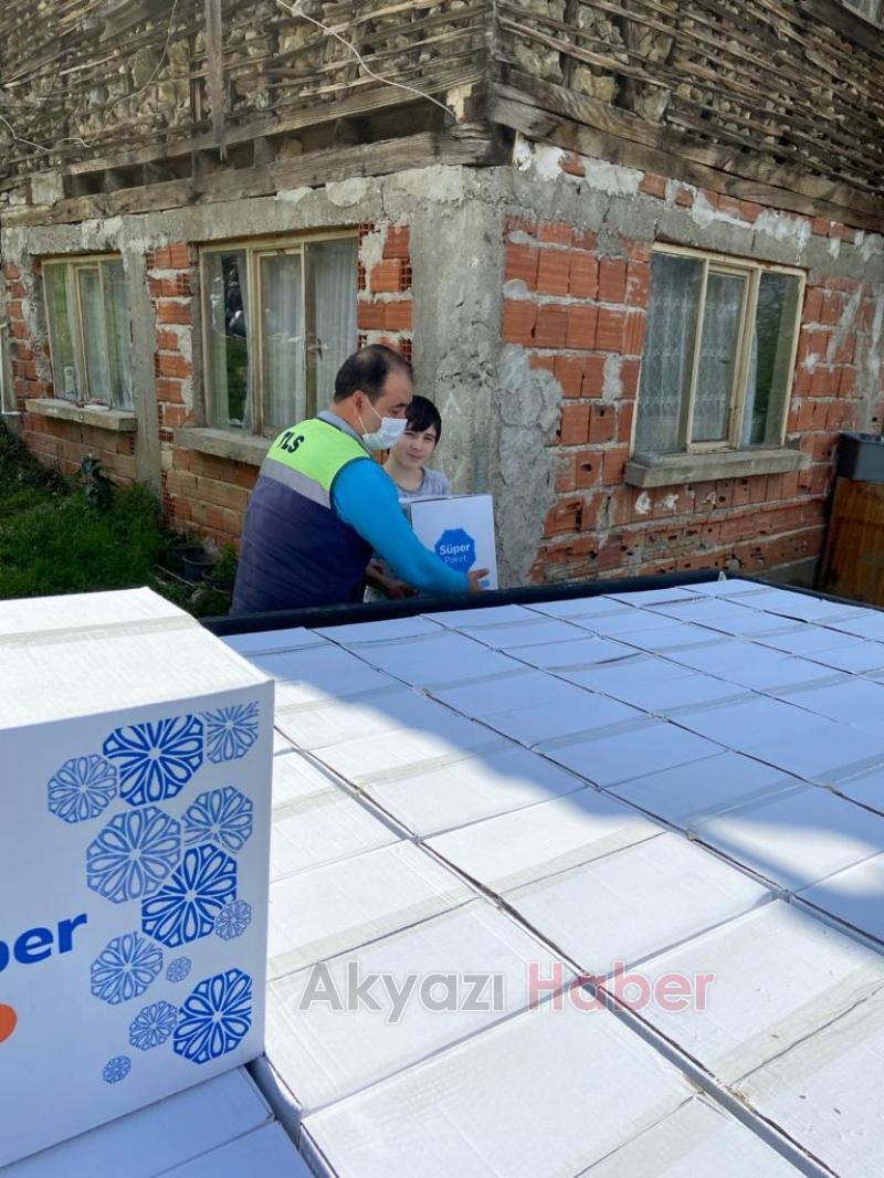 İhtiyaç sahiplerinin yüzünü güldürdüler