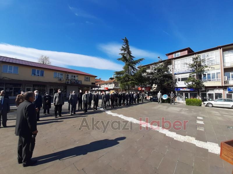 Akyazı'da sade 23 Nisan töreni