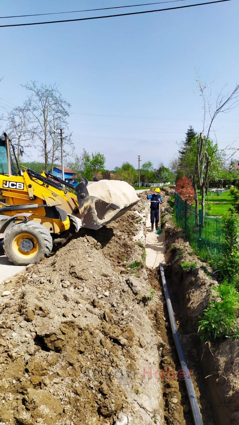 Akyazı’da 3 mahalleye 14 bin metrelik yeni içmesuyu hattı