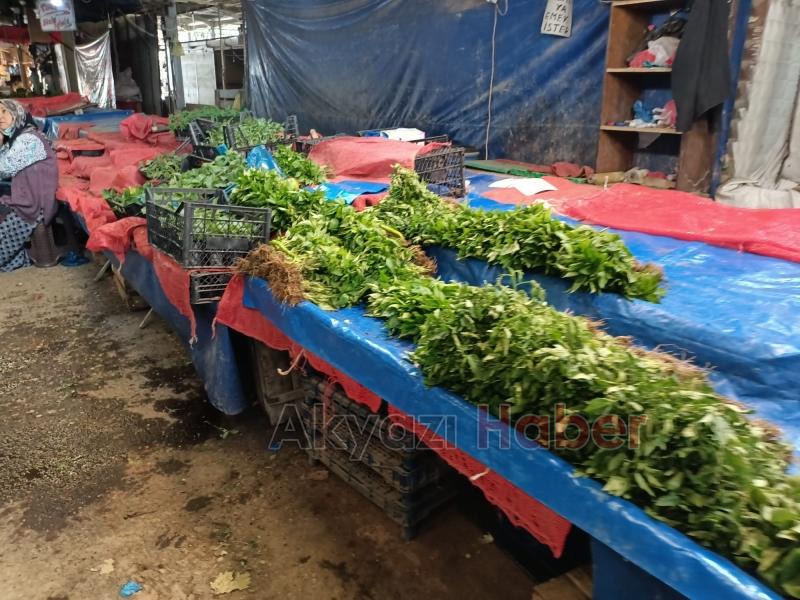 Korona fide ve çiçek satışlarını arttırdı