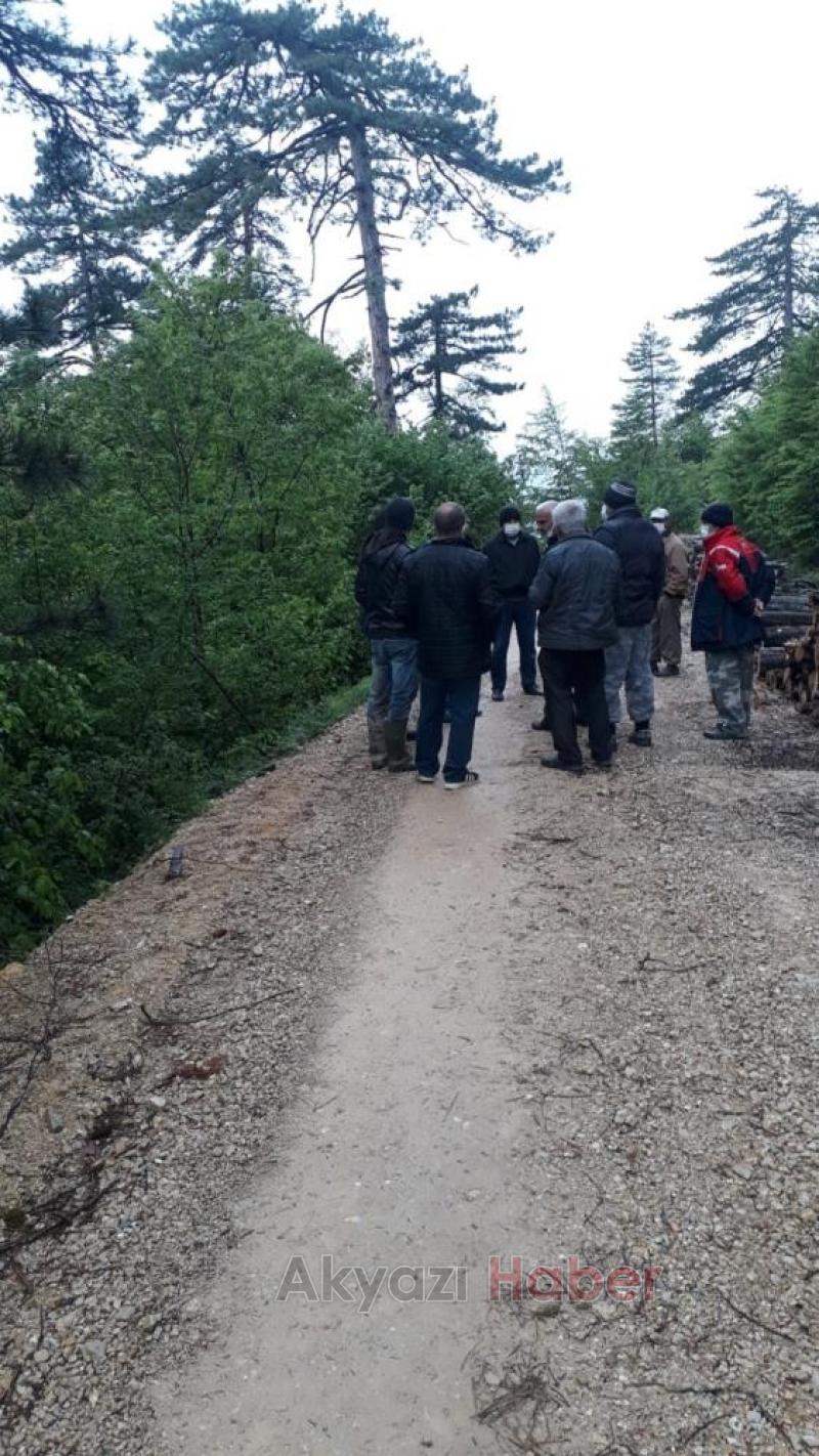 Traktör şarampole yuvarlandı: 1 ölü, 1 yaralı