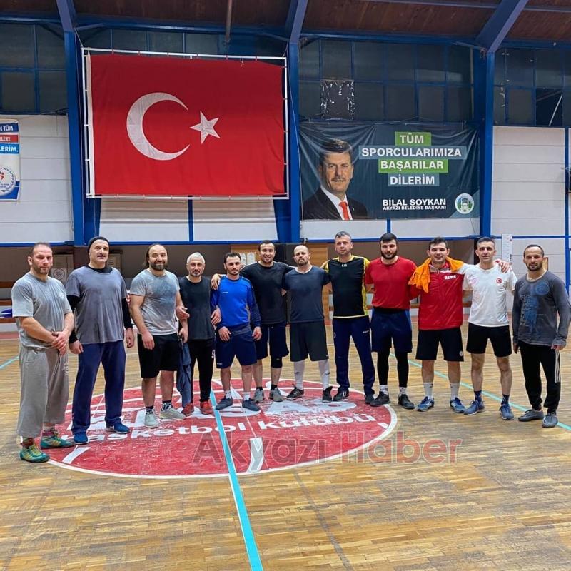 Akyazı Boybeyi 17 branşta sporun lokomotofi