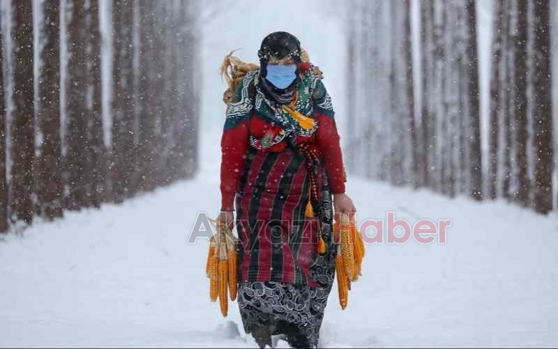 Akyazılı fotoğrafçı Ahmet Zeki Okur yarışmaya damga vurdu