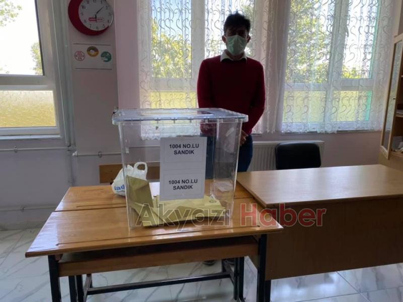 Erdoğdu ve Küçük İstiklal'de muhtarlığı kazanan isimler belli oldu