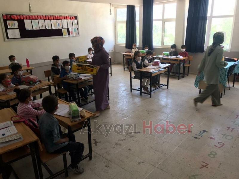 Akyazılı öğrencilerinden örnek proje