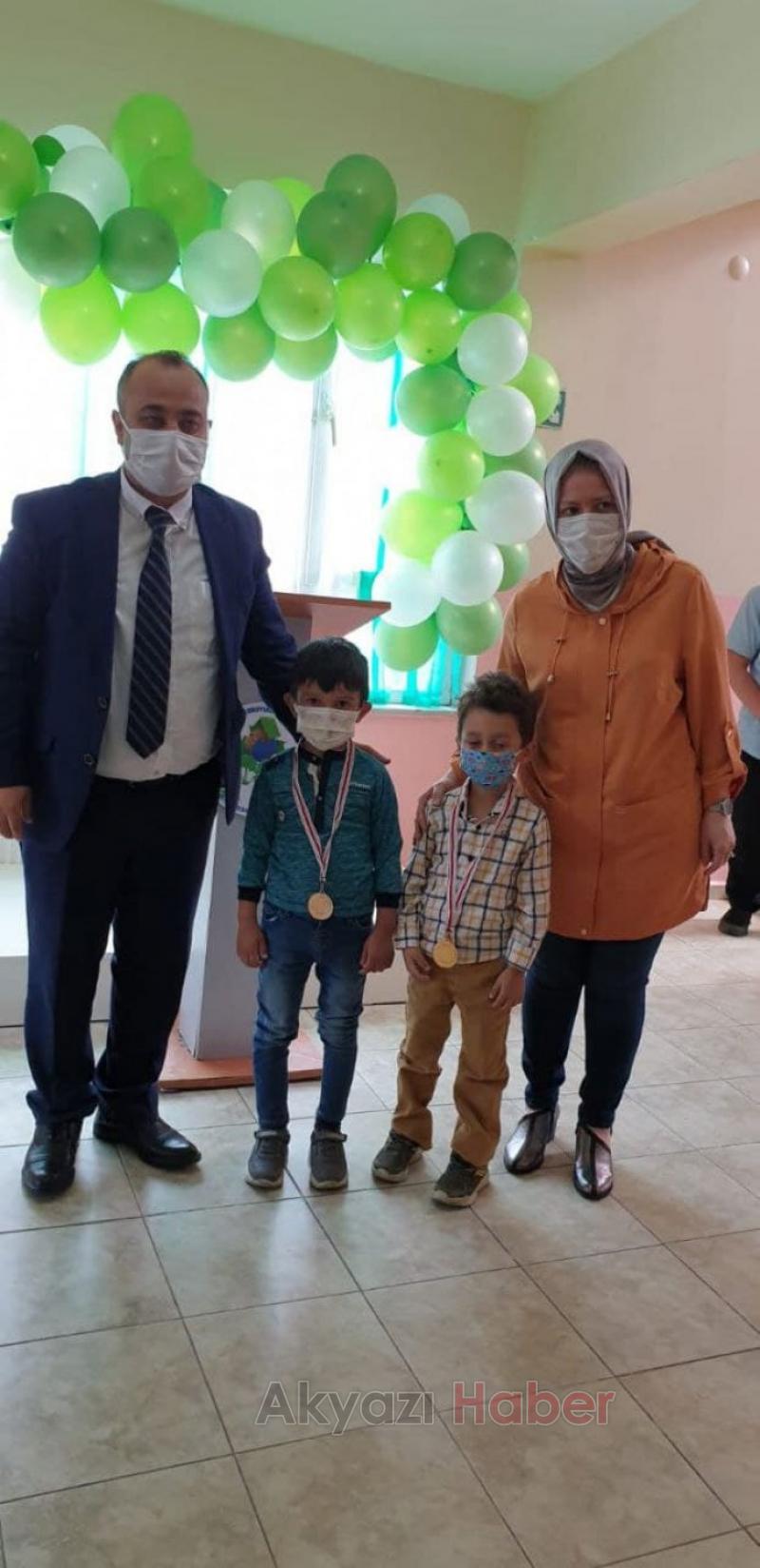 Anasınıfı öğrencilerinden geri dönüşüm sergisi