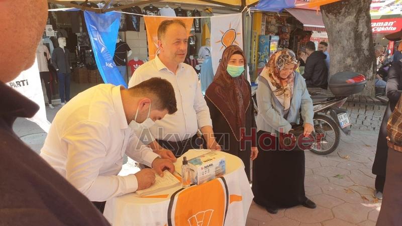 AK Parti İlçe Gençlik Kolları'ndan üye çalışması