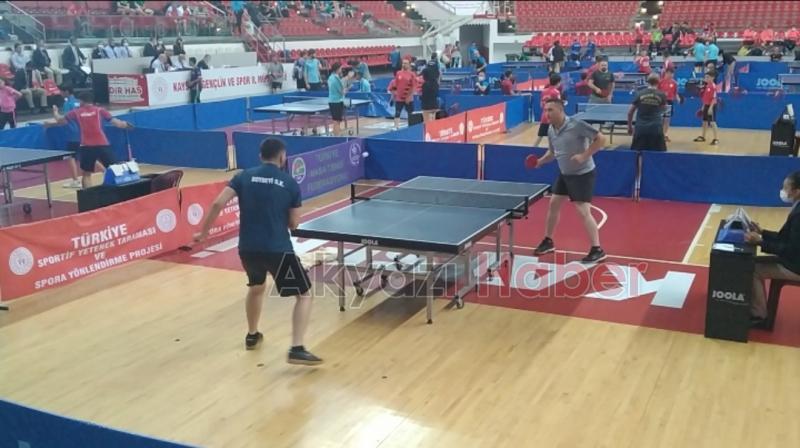 Akyazı Boybeyi madalya avında