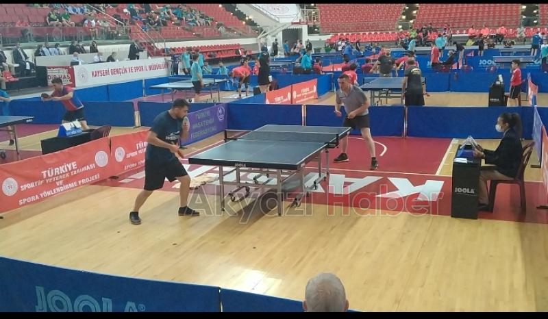 Akyazı Boybeyi madalya avında