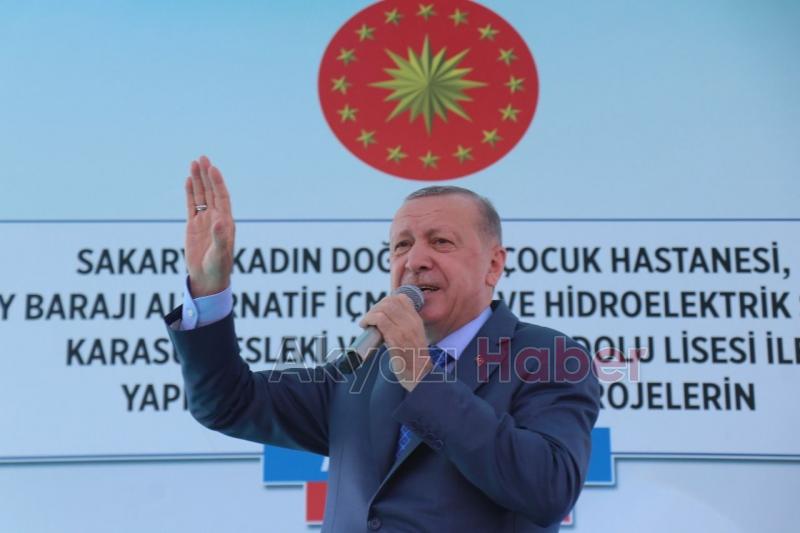 Sakarya'da Cumhurbaşkanı Erdoğan'a coşkulu karşılama