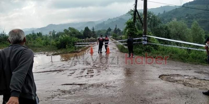 Beldibi'nde köprüde çökme oluştu