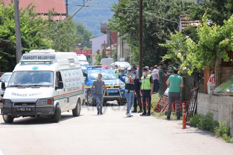 Eve giriş yolu kavgasında kan aktı: 1 ölü, 1 yaralı