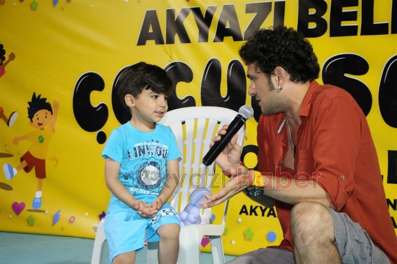 Akyazı çocuk şenliğinde çocuklar doyasıya eğlendi