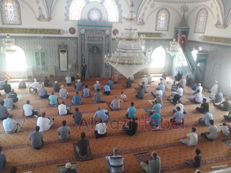 Akyazıda 10 ayrı camide cemaate afet eğitimi verildi