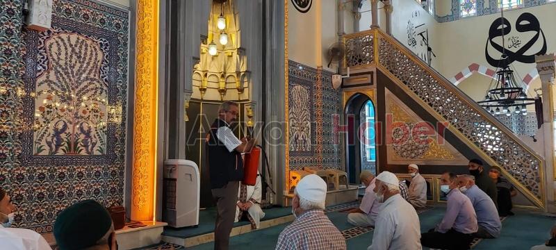 Akyazıda 10 ayrı camide cemaate afet eğitimi verildi