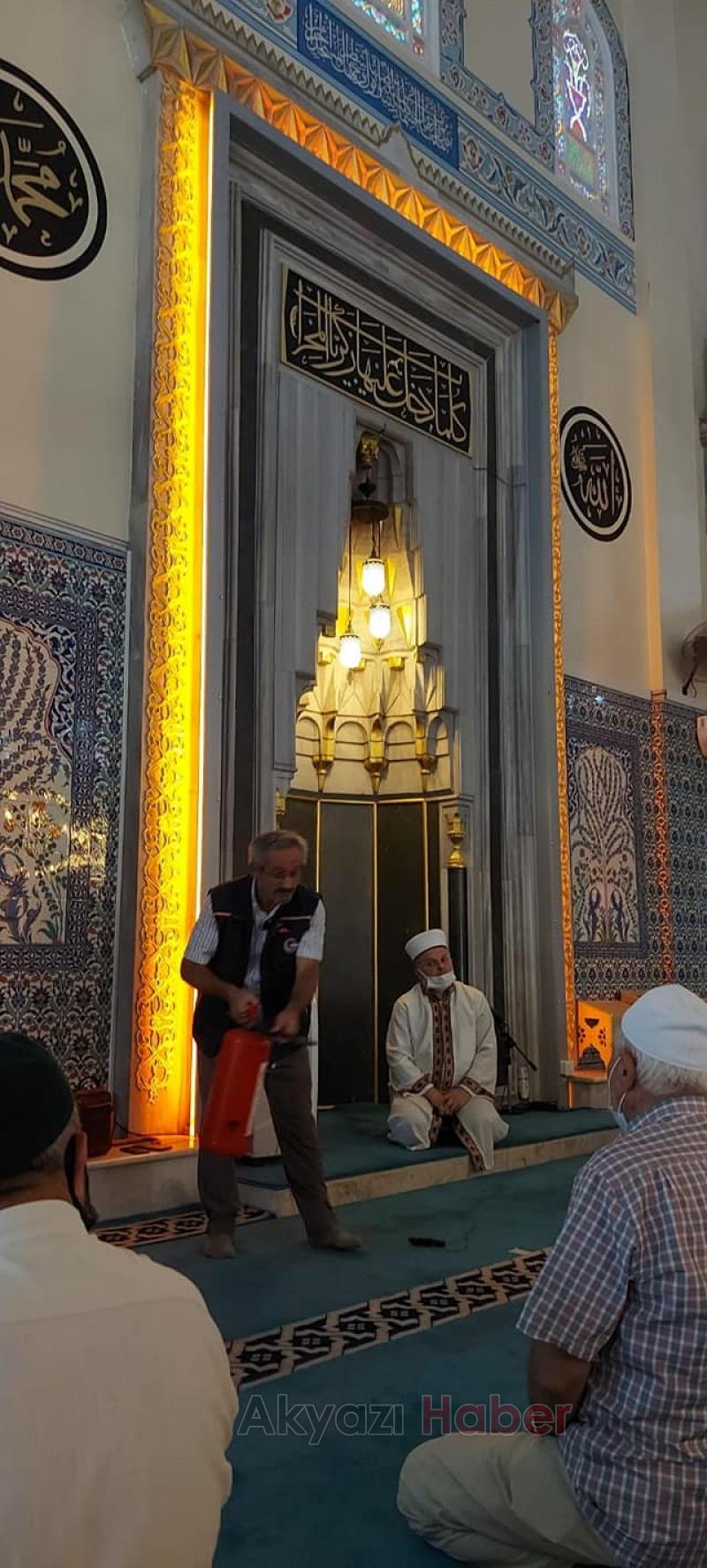 Akyazıda 10 ayrı camide cemaate afet eğitimi verildi