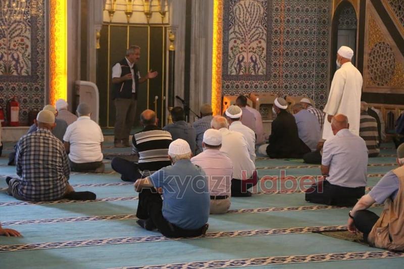 Akyazıda 10 ayrı camide cemaate afet eğitimi verildi