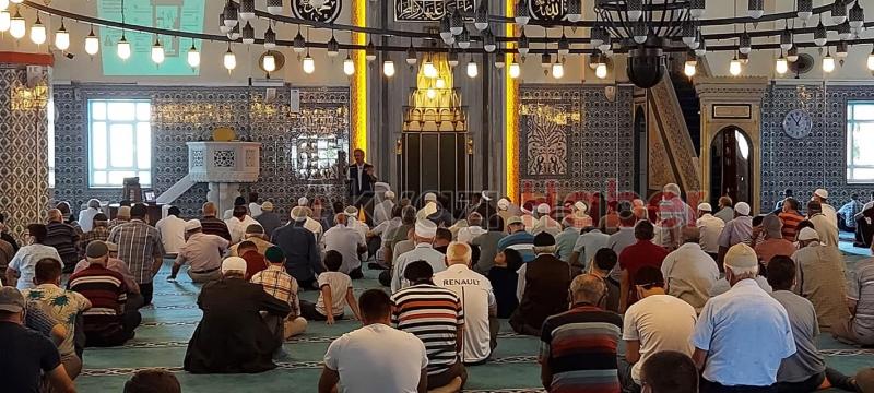 Akyazıda 10 ayrı camide cemaate afet eğitimi verildi