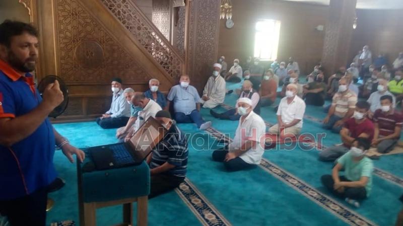 Akyazıda 10 ayrı camide cemaate afet eğitimi verildi