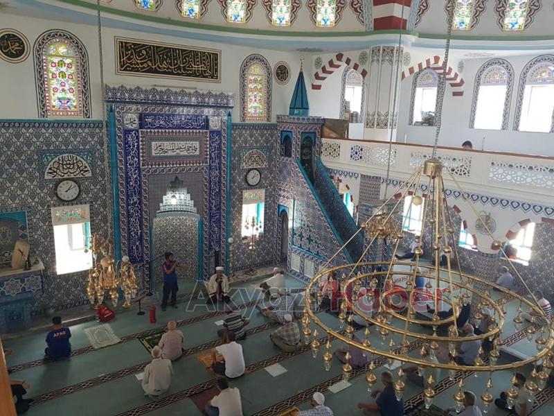 Akyazıda 10 ayrı camide cemaate afet eğitimi verildi