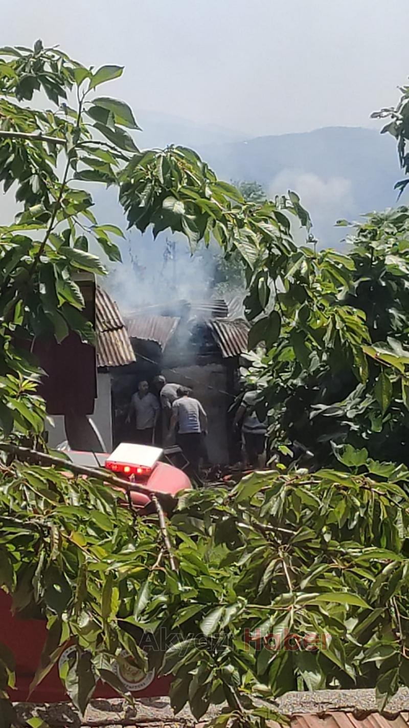 Bina alev alev yandı