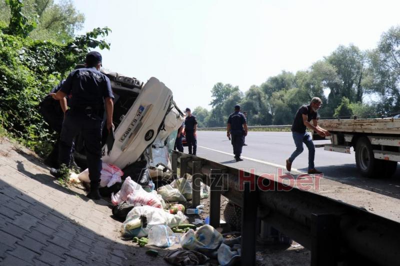 TEM'de feci kaza: 6 yaralı